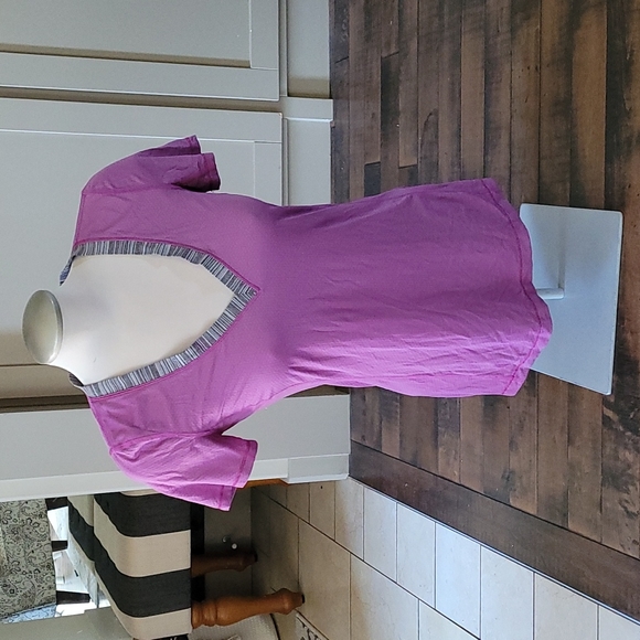 Purple Lululemon v neck top. Sz 6